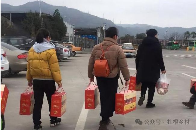 系再好也不要炫耀这3件事要牢记！j9九游真人游戏第一平台亲戚关(图1)